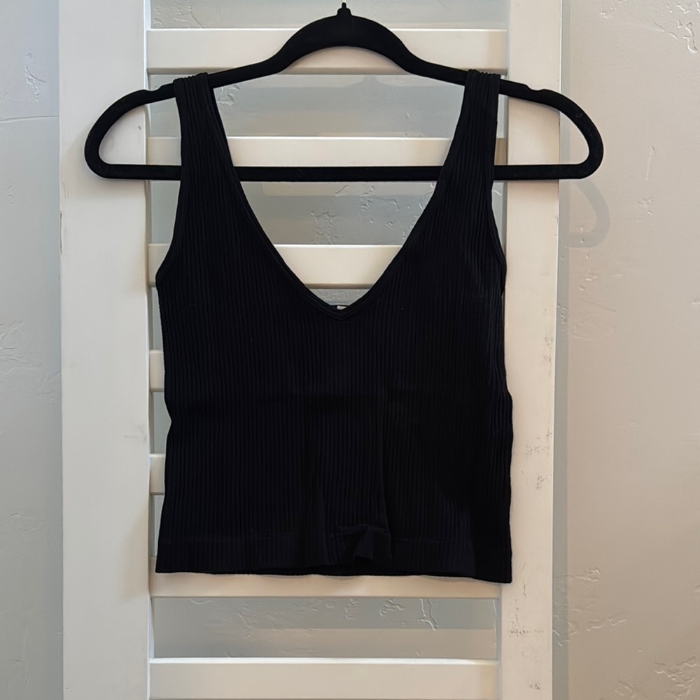 Aura Black Tank Top with V-neckline and Wide Shoulder Straps